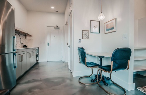 South Congress Hotel | Colton House Hotel