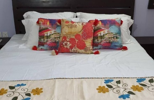 Gilgit Hotel | Columbine Bed And Breakfast