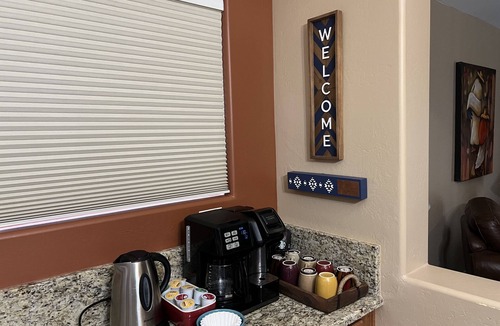 San Tan Valley House | Come From Away Vacay in our 3 Bd + den + spa + heated pool in Johnson Ranch