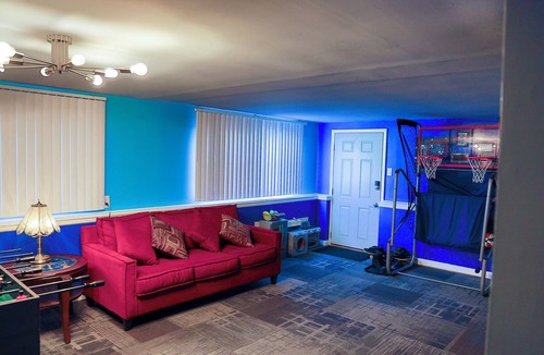 North Cape May House | Come recharge and be minutes from the Delaware Bay, Cape May & Wildwood Beaches.