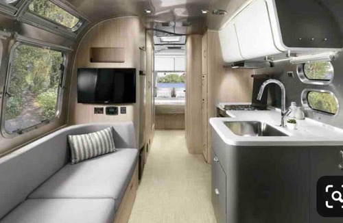 Union House | Come Spring Farm Airstream , Lake & farm animals