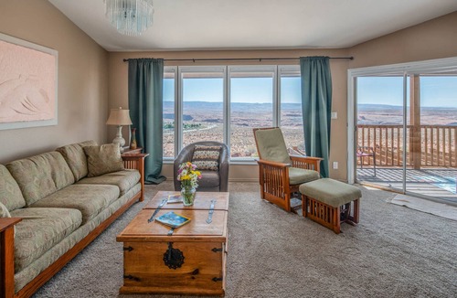 Page House | Come stay and play!