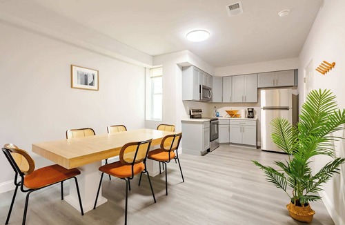 Passyunk Square Apartment | Come Together 3BED 4BATH | GlobeNest