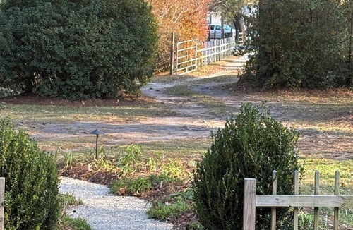 Ladson House | Come visit our “Sweet Retreat at the End of the Street” where you can relax!