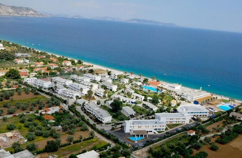 Kineta Resort | Comer Kinetta Beach