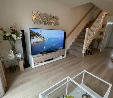 Wellingborough House | Comet place