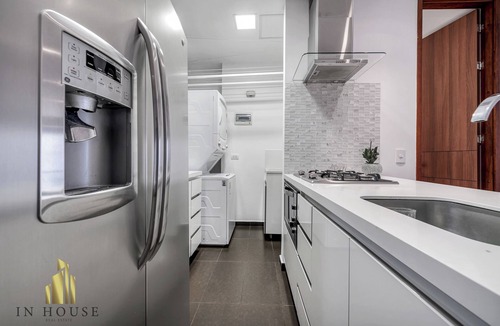 Los Naranjos Apartment | Comf Apt Jacuzzi, Private balcony- Alto Tesoro 608