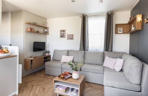 Saint-Privat-de-Champclos House | Comfort cottage in a 5* Nature & Calm estate M08