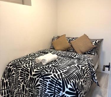 Sunset Apartment | Comfort 2 BR Vancouver!