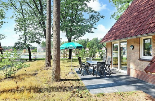 't Loo House | Comfort 4-person bungalow in the holiday park Landal Landgoed 't Loo