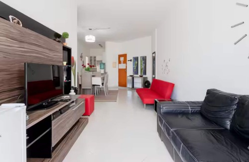 Ingleses Norte Apartment | Comfort and Tranquility, air, wifi, NETFLIX, 2 gars, 350m beach of the English!7