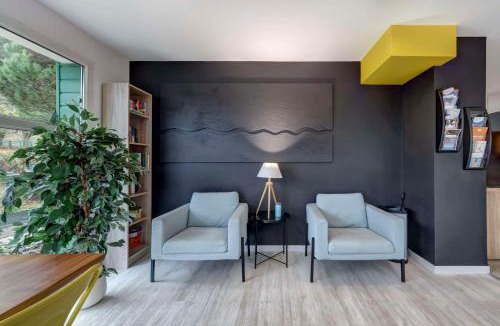 Divonne-les-Bains Apartment | Comfort Aparthotel Divonne L'Orée du Parc