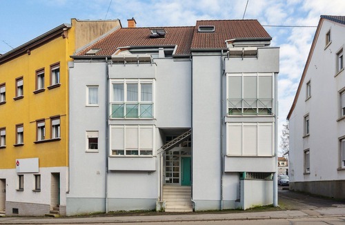 Neunkirchen Apartment | Comfort Apartment-up to 4 pers-Neunkirchen City-Parking lot-Garage-WiFi-Bathroom-Balcony