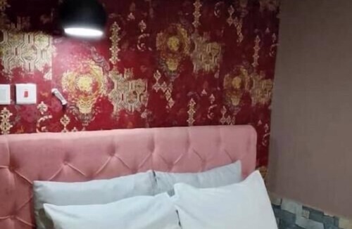 Koforidua Bed & Breakfast | Comfort Beyond Expectation - Central Stay Close to Everything