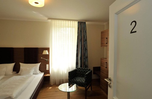 Zeiskam House | Comfort Category I - Double Room - Hotel-Restaurant Zeiskamer Mühle