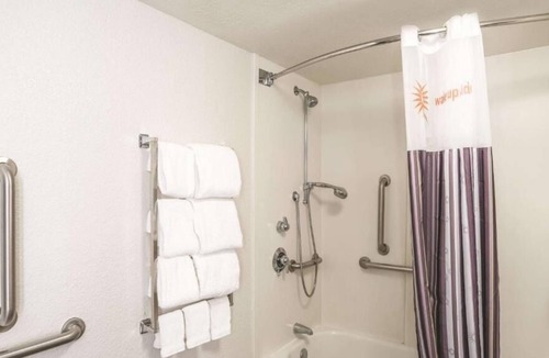 Ahwatukee Foothills House | Comfort & Convenience, 2 Sleek Units, Free Breakfast, Free Parking, Pool