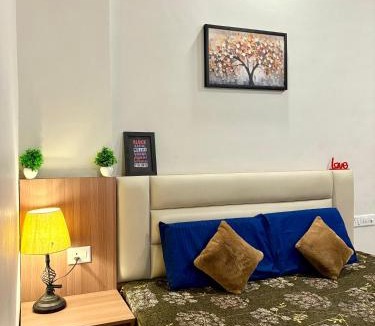 Greater Noida Bed & Breakfast | Comfort Corner