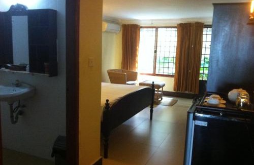Tuol Kouk Bed & Breakfast | Comfort House