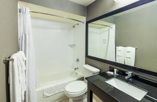 Amherst Hotel | Comfort Inn Amherst