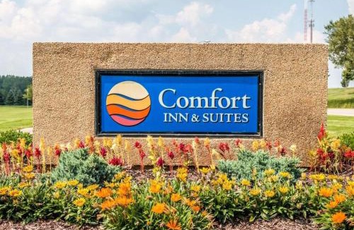 Mount Pleasant Hotel | Comfort Inn & Suites and Conference Center