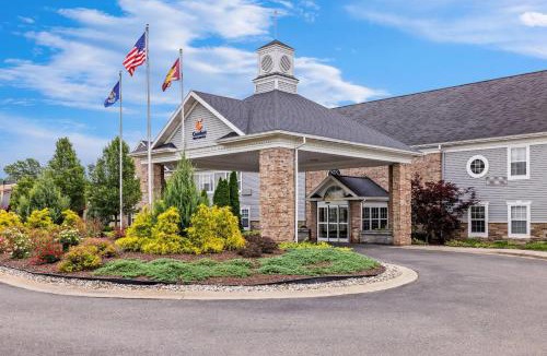 Mount Pleasant Hotel | Comfort Inn & Suites and Conference Center