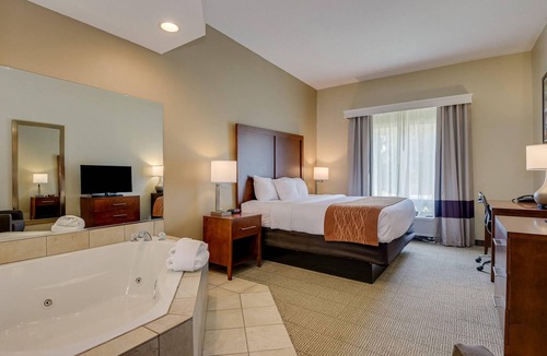 Gracewood Hotel | Comfort Inn & Suites Augusta Fort Gordon Area