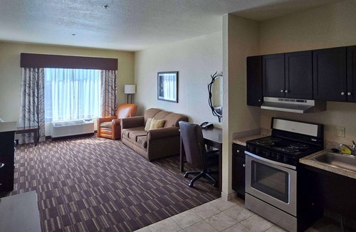 Beeville Hotel | Comfort Inn & Suites Beeville