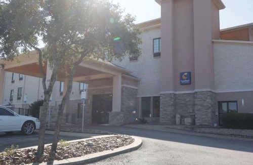Burnet Hotel | Comfort Inn & Suites Burnet