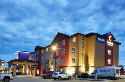 Red Deer Hotel | Comfort Inn & Suites