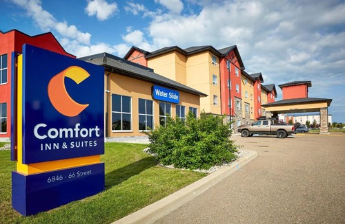 Red Deer Hotel | Comfort Inn & Suites
