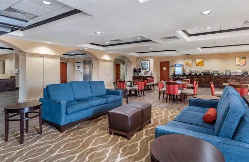 Clinton Hotel | Comfort Inn & Suites Clinton - Jackson West