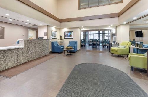 Tire Hill Hotel | Comfort Inn & Suites Johnstown - Richland Town Center