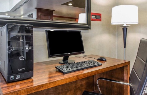 Lakeland Hotel | Comfort Inn & Suites Lakeland North I-4