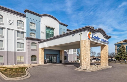 Madison Hotel | Comfort Inn & Suites Madison East Interstate I-90