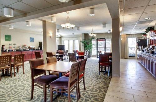 Kreole Hotel | Comfort Inn & Suites Moss Point Pascagoula