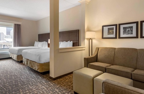 East Allegheny Hotel | Comfort Inn & Suites Pittsburgh-Northshore