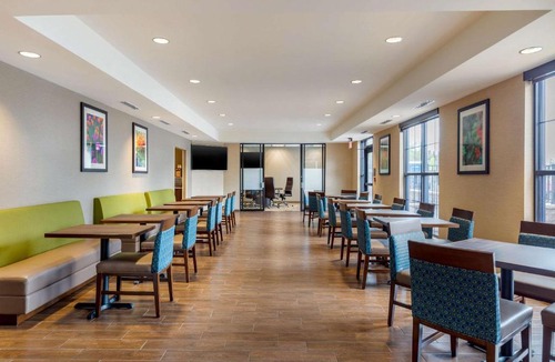 Scotia Hotel | Comfort Inn & Suites Schenectady - Scotia