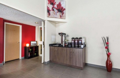 Thetford Mines Hotel | Comfort Inn Thetford Mines