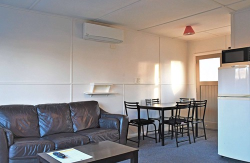Westshore Hotel | Comfort Inn Westshore Beach