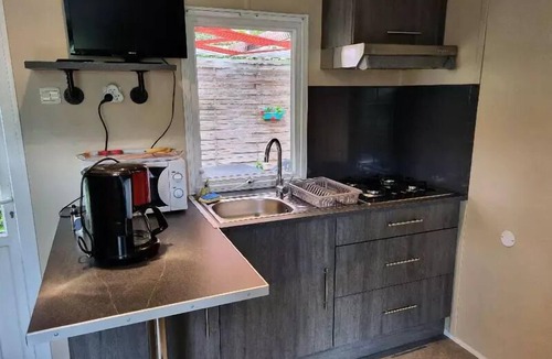 Revel House | Comfort Mobile Home - 3 bedrooms - 32 m² - with air conditioning [new for 2026] Sleeps 6