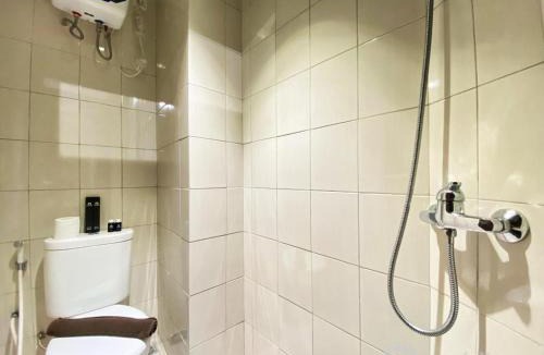 Cibaduyut Apartment | Comfort Studio Room at Mekarwangi Square Cibaduyut Apartment By Travelio