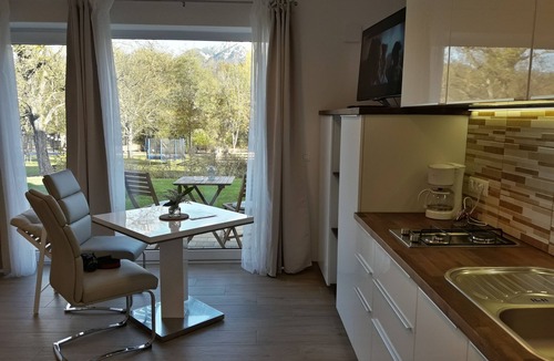 Visoko Apartment | Comfort Studio with Patio