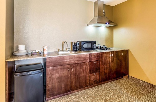 Channelview Hotel | Comfort Suites Channelview - Houston East