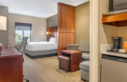 Florence Hotel | Comfort Suites Florence - Cincinnati South