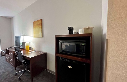 Jackson Hotel | Comfort Suites Jackson-Cape Girardeau