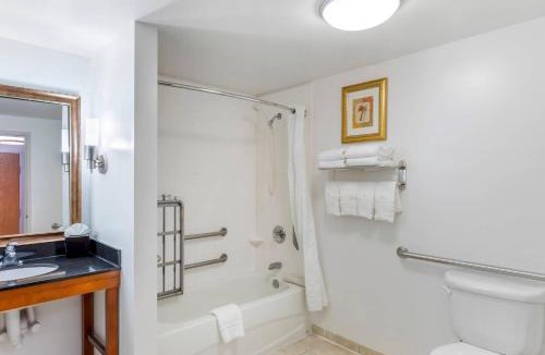 Firestone Hotel | Comfort Suites Longmont
