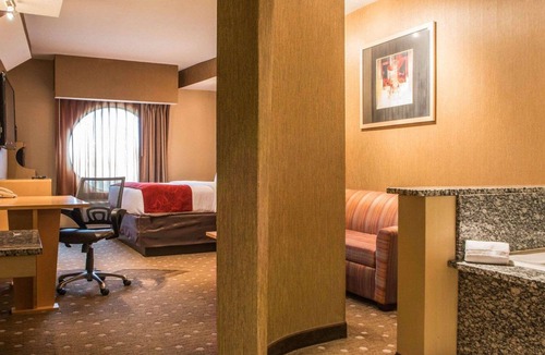 Monroeville Hotel | Comfort Suites Monroeville - Pittsburgh East