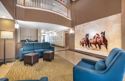 Fellowship Hotel | Comfort Suites Ocala North
