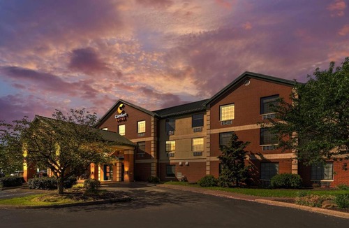 South Hills Hotel | Comfort Suites Pittsburgh Airport