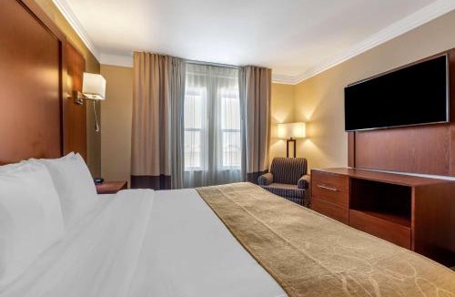 Visalia Hotel | Comfort Suites Visalia - Convention Center